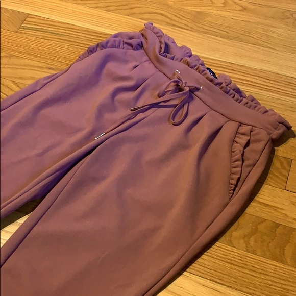 Pink Ruffle Business Pants - Picture 4 of 5